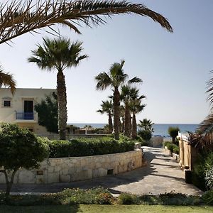 Classic Bungalow Side Sea View
